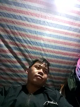 DungLuongg online show from 01/17/26, 02:20