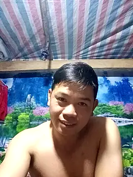 DungLuongg online show from 02/12/26, 02:39