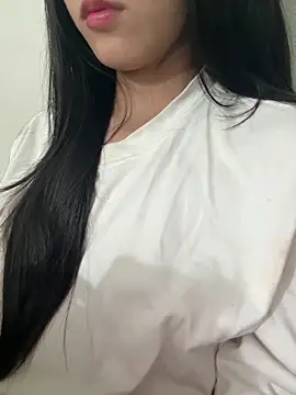 Desi sara online show from 11/11/25, 02:45