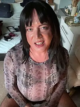 tifaniidalvero online show from 09/12/25, 02:17