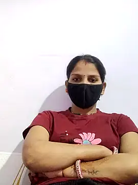 poojam93 online show from 10/13/25, 01:51