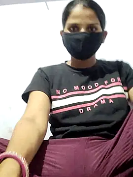 poojam93 online show from 10/06/25, 03:02