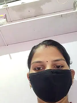 poojam93 online show from 10/05/25, 01:18