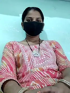 poojam93 online show from 09/15/25, 01:39