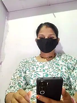 poojam93 online show from 10/08/25, 02:51