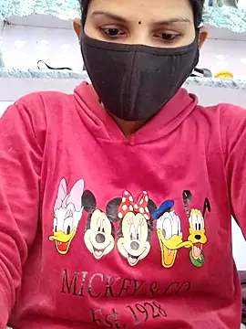 poojam93 online show from 12/04/25, 02:54