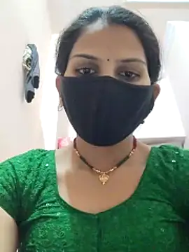 poojam93 online show from 12/16/25, 03:38