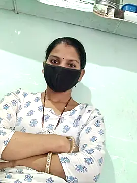 poojam93 online show from 09/19/25, 01:53