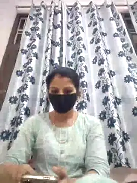 Snapshot of poojam93 chatting on 05/03/26, 04:06 poojam93 online show from 05/03/26, 04:06