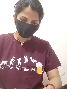 poojam93 online show from 02/15/26, 02:34