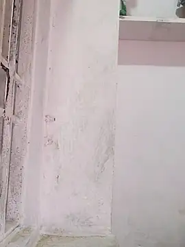 poojam93 online show from 10/18/25, 01:51