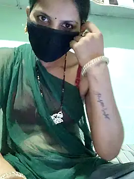 poojam93 online show from 09/09/25, 04:38