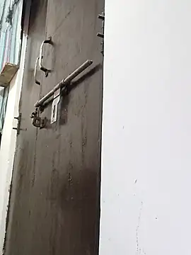 poojam93 online show from 12/14/25, 01:56