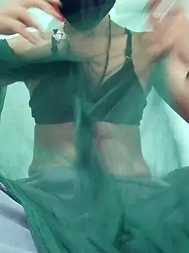 poojam93 online show from 09/11/25, 01:49