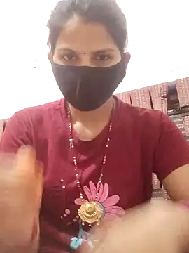 poojam93 online show from 02/22/26, 02:25