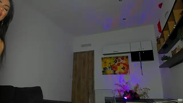 tina kart3r online show from 12/18/25, 10:35