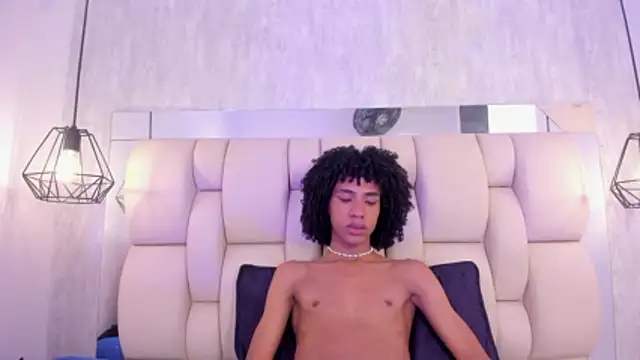 Johan gz  online show from 11/30/25, 07:42