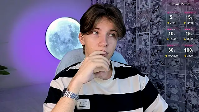 Snapshot of Robby_Manson chatting on 11/06/25, 06:17 Robby Manson online show from 11/06/25, 06:17