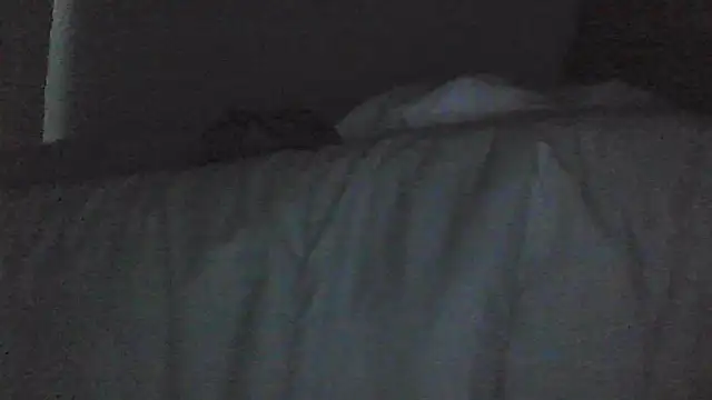 sarahkat86 online show from 04/15/26, 11:05