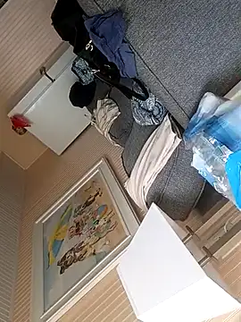 sarahkat86 online show from 10/31/25, 08:38