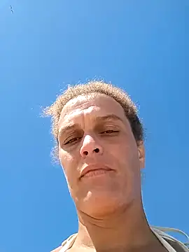 sarahkat86 online show from 11/02/25, 06:24