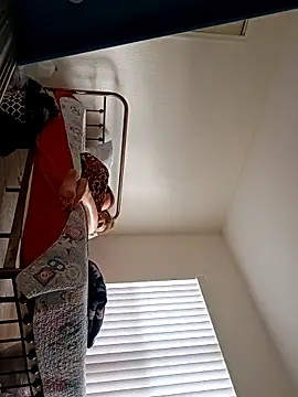 sarahkat86 online show from 02/22/26, 01:24