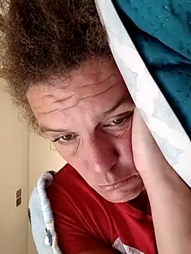 sarahkat86 online show from 02/24/26, 12:28