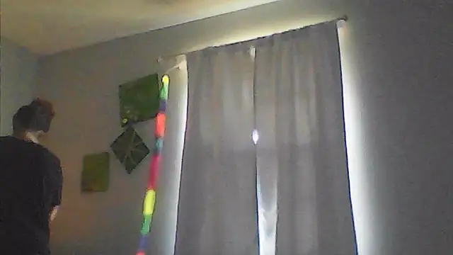sarahkat86 online show from 04/28/26, 10:58