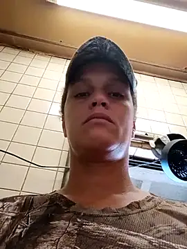 sarahkat86 online show from 12/01/25, 04:30