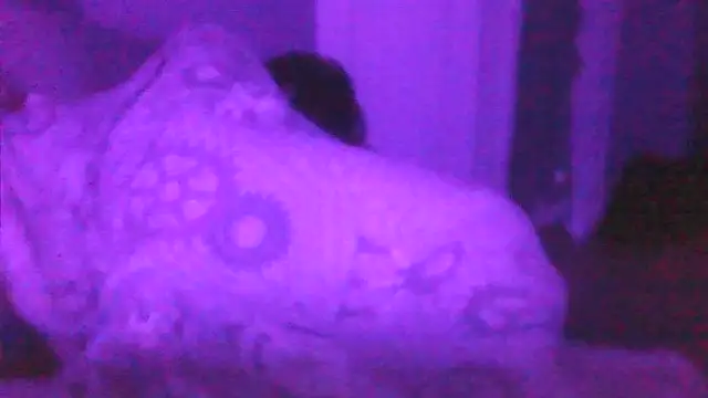 sarahkat86 online show from 10/04/25, 08:49