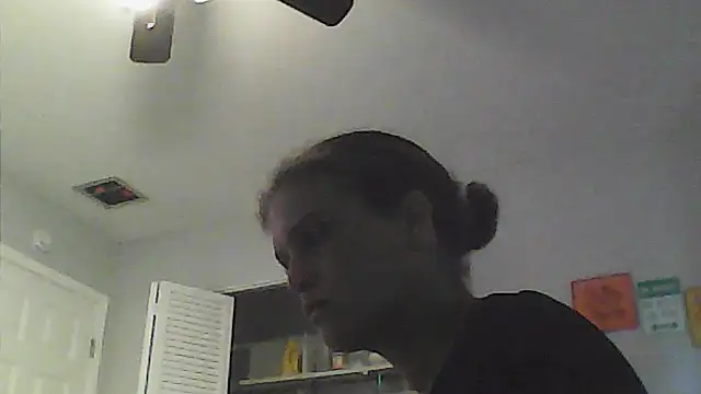 sarahkat86 online show from 05/19/26, 09:33