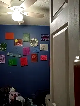 sarahkat86 online show from 10/23/25, 01:15