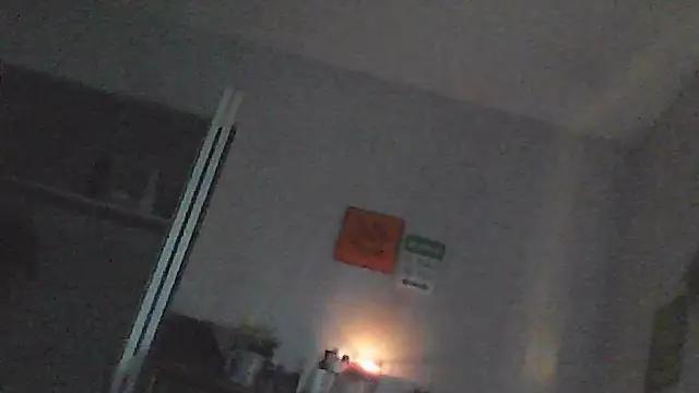 sarahkat86 online show from 04/27/26, 11:36