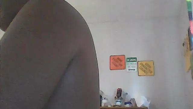 sarahkat86 online show from 05/22/26, 09:57