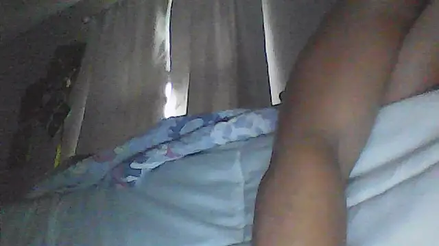 sarahkat86 online show from 04/09/26, 11:38