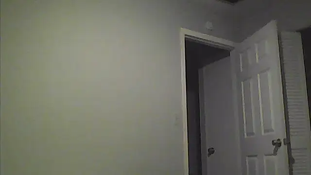 sarahkat86 online show from 05/17/26, 11:27
