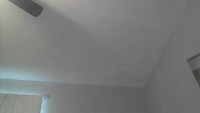 sarahkat86 online show from 05/16/26, 11:04
