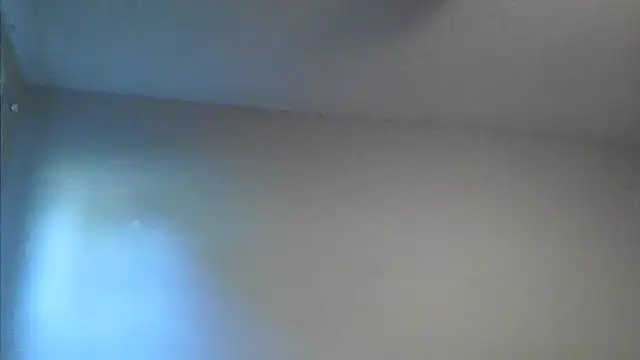 sarahkat86 online show from 04/17/26, 10:34