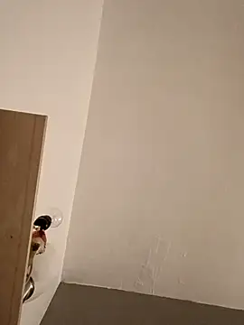 sarahkat86 online show from 02/14/26, 11:16