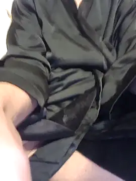 Snapshot of lucamila2903 chatting on 11/22/25, 08:29 lucamila2903 online show from 11/22/25, 08:29