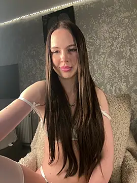 TianaCharm online show from 02/02/26, 02:05