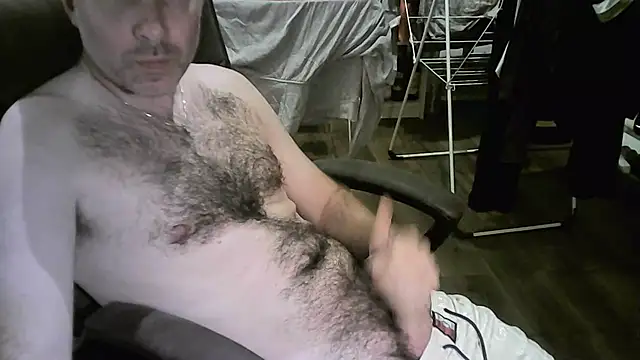 Chrisprngr online show from 09/28/25, 08:16