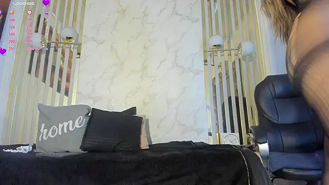 Ariagh  online show from 10/10/25, 07:25