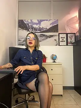 Ariagh  online show from 04/05/26, 07:31