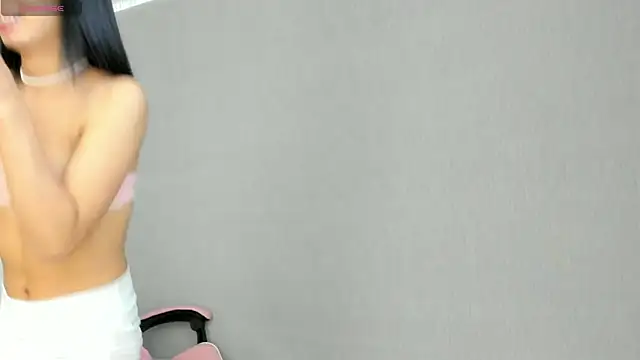 kendal hot01 online show from 01/05/26, 07:50