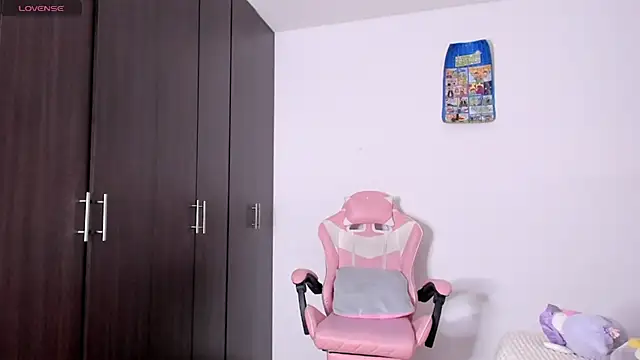 kendal hot01 online show from 02/21/26, 11:01