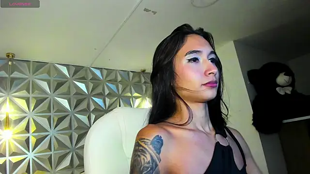 hellen tease online show from 05/04/26, 07:39