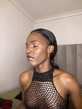 Trans fairy online show from 01/06/26, 08:57