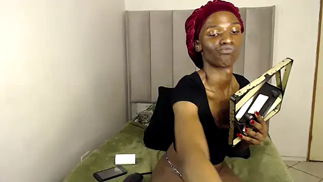 Trans fairy online show from 12/04/25, 06:29