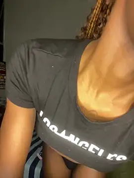 Trans fairy online show from 03/04/26, 09:22